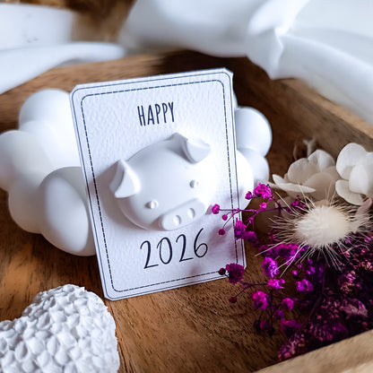 Kleines Glücksschwein – Mini Glücksbringer Geschenkkarte | Handmade Deko | Glück zum Verschenken | Weiß oder Braun | Einzelkarte