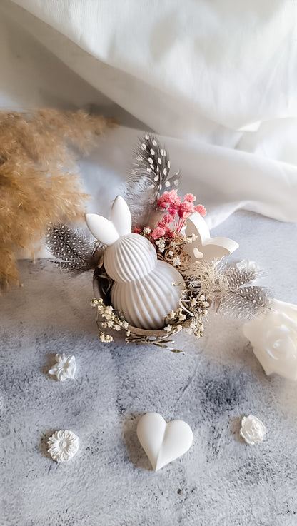 Osterdeko mit Trockenblumen – Frühlingsdeko im natürlichen Landhausstil