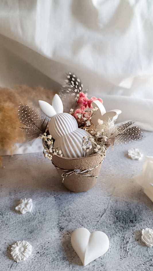 Osterdeko mit Trockenblumen – Frühlingsdeko im natürlichen Landhausstil